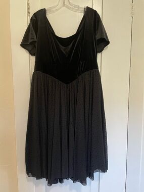 Torrid Retro Chic Black Velvet & Polka Dot Mesh Midi Dress basque waist 2x